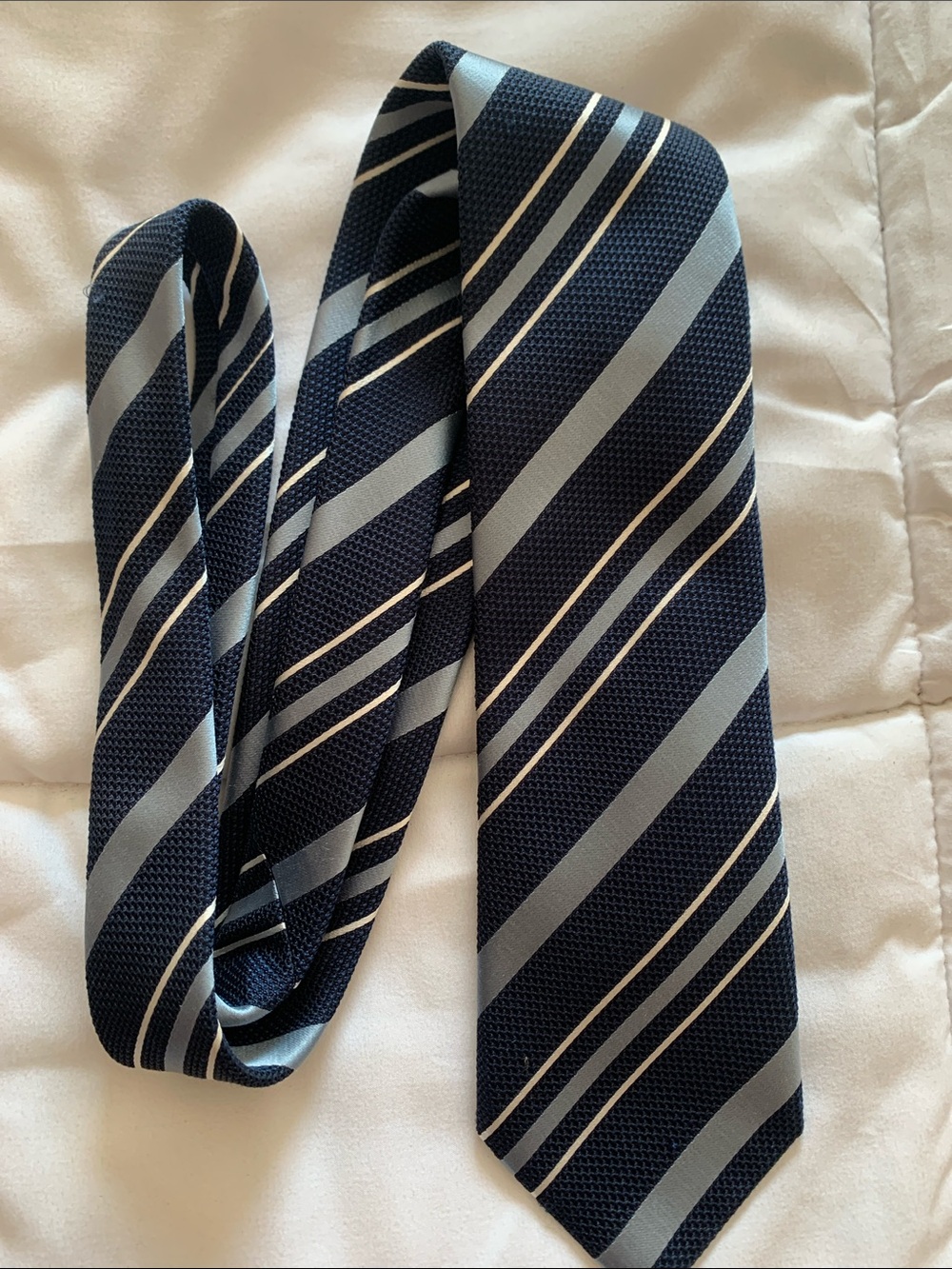 Brioni Men’s 64” 100% Silk Tie Classic Navy and Light Gray Striped Made in Italy